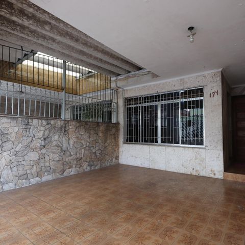 Casa à venda com 125m², 2 quartos e 2 vagasGaragem