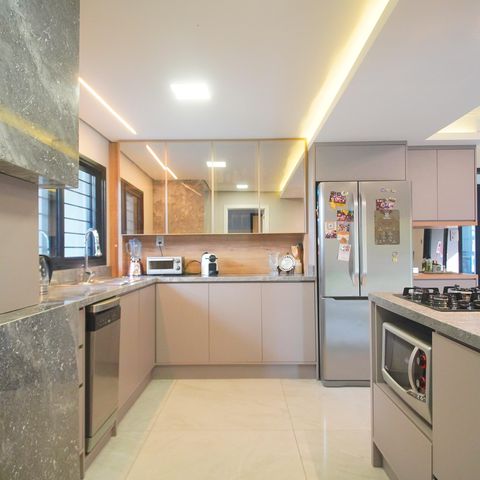 Casa à venda com 292m², 4 quartos e 4 vagasCozinha