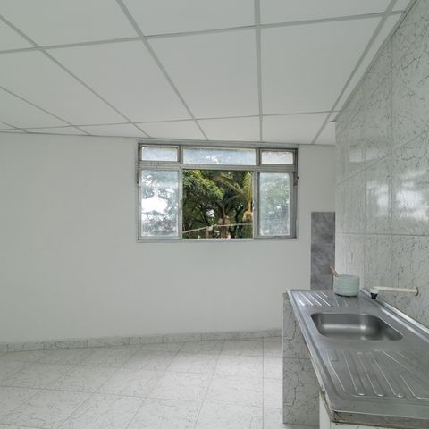 Apartamento para alugar com 68m², 2 quartos e sem vagaCozinha