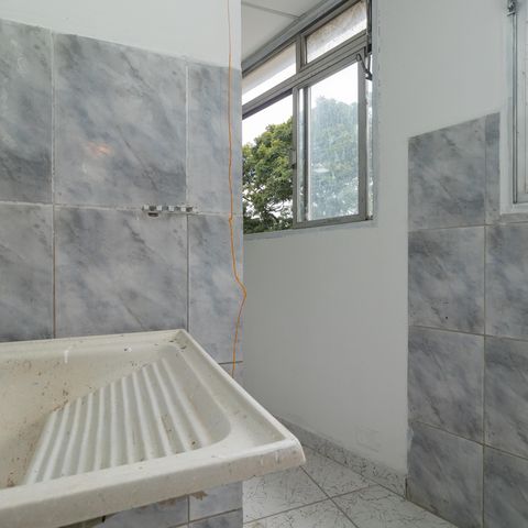 Apartamento para alugar com 68m², 2 quartos e sem vagaÁrea de Serviço