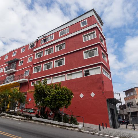Apartamento para alugar com 68m², 2 quartos e sem vagaFachada