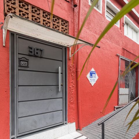 Apartamento para alugar com 68m², 2 quartos e sem vagaFachada