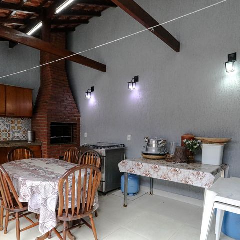 Casa para alugar com 330m², 3 quartos e 2 vagas Casa para alugar com 330m², 3 quartos e 2 vagasChurrasqueira