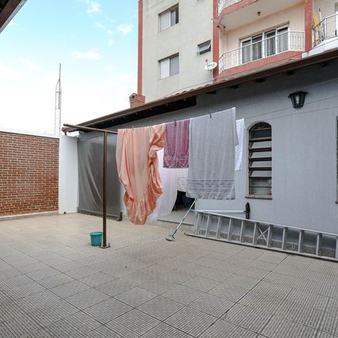 Casa para alugar com 330m², 3 quartos e 2 vagas Casa para alugar com 330m², 3 quartos e 2 vagasVista - Quarto 3 - Suíte