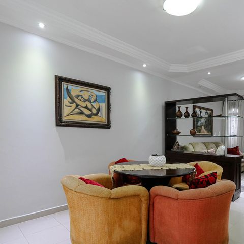 Casa para alugar com 330m², 3 quartos e 2 vagas Casa para alugar com 330m², 3 quartos e 2 vagasSala