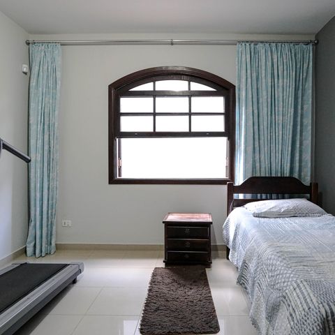 Casa para alugar com 330m², 3 quartos e 2 vagas Casa para alugar com 330m², 3 quartos e 2 vagasQuarto 1