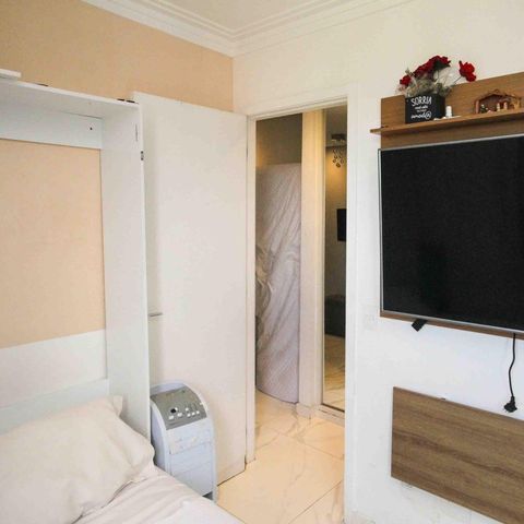 Casa à venda com 35m², 2 quartos e 1 vaga Casa à venda com 35m², 2 quartos e 1 vagaQuarto