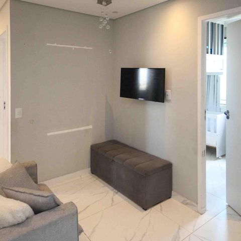 Casa à venda com 35m², 2 quartos e 1 vaga Casa à venda com 35m², 2 quartos e 1 vagaSala