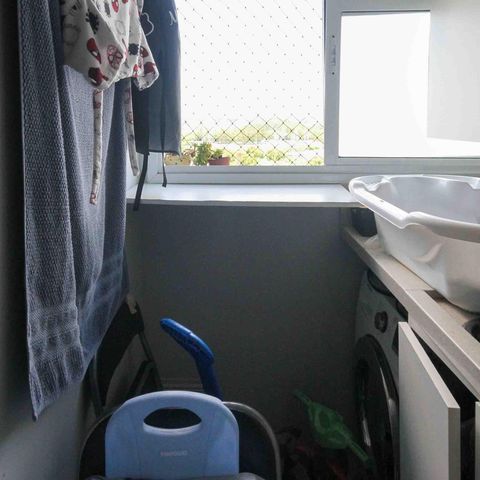 Casa à venda com 35m², 2 quartos e 1 vaga Casa à venda com 35m², 2 quartos e 1 vagaÁrea de Serviço