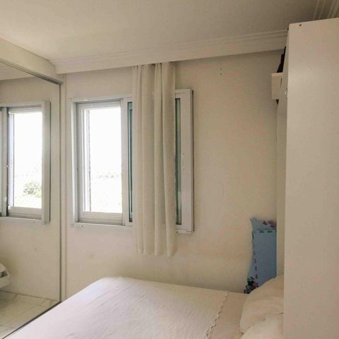 Casa à venda com 35m², 2 quartos e 1 vaga Casa à venda com 35m², 2 quartos e 1 vagaQuarto