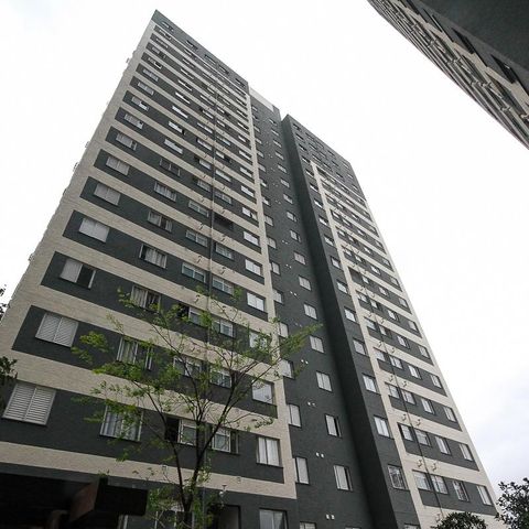 Casa à venda com 35m², 2 quartos e 1 vaga Casa à venda com 35m², 2 quartos e 1 vagaFachada