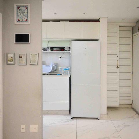Casa à venda com 35m², 2 quartos e 1 vaga Casa à venda com 35m², 2 quartos e 1 vagaSala