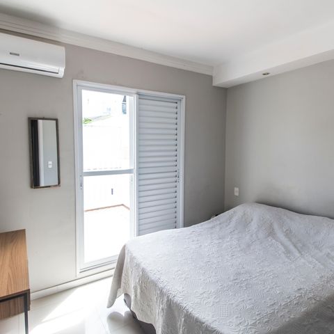 Casa à venda com 170m², 3 quartos e 2 vagasSuíte