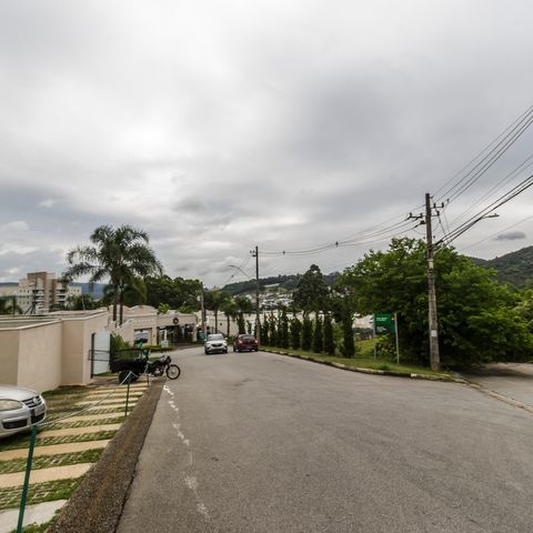 Casa à venda com 170m², 3 quartos e 2 vagasVista da Rua