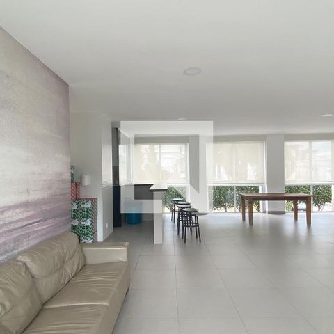 Casa à venda com 170m², 3 quartos e 2 vagasÁrea comum - Salão de festas