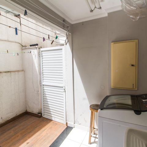 Casa à venda com 170m², 3 quartos e 2 vagasÁrea de Serviço
