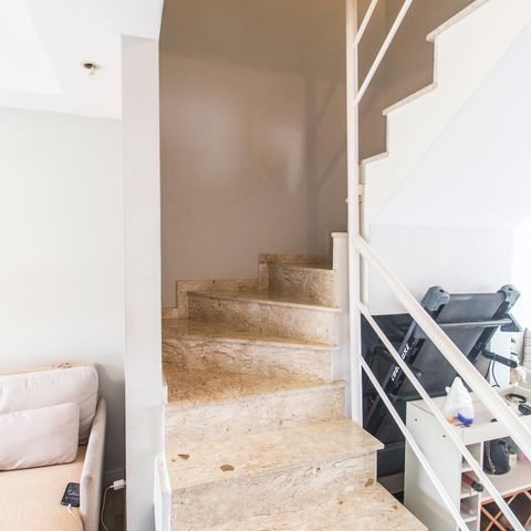 Casa à venda com 170m², 3 quartos e 2 vagasCorredor