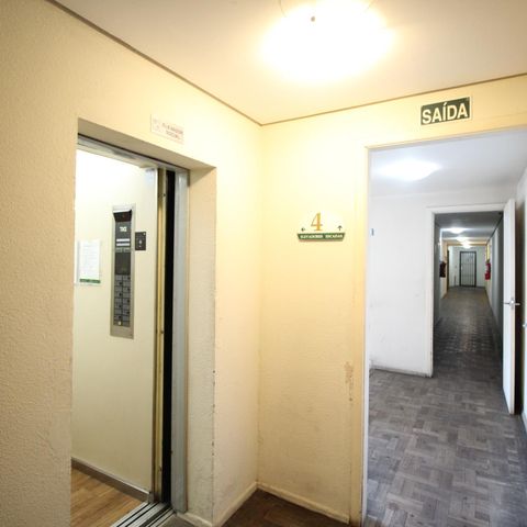 Apartamento à venda com 50m², 2 quartos e sem vagaCorredor