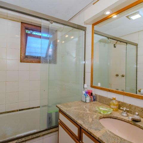 Apartamento à venda com 120m², 3 quartos e 1 vagaBanheiro da Suíte