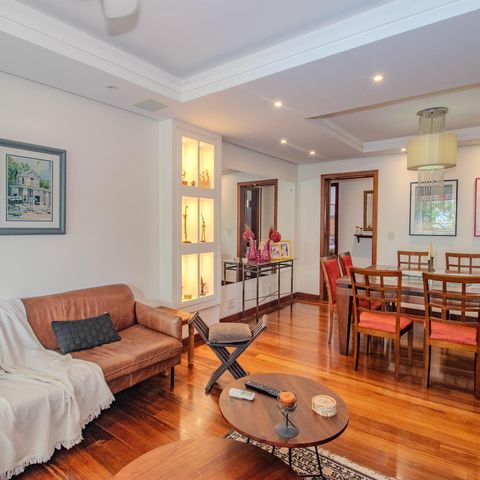Apartamento à venda com 120m², 3 quartos e 1 vagaSala