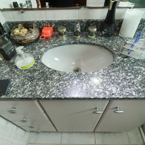 Apartamento à venda com 168m², 3 quartos e 3 vagasBanheiro da Suíte