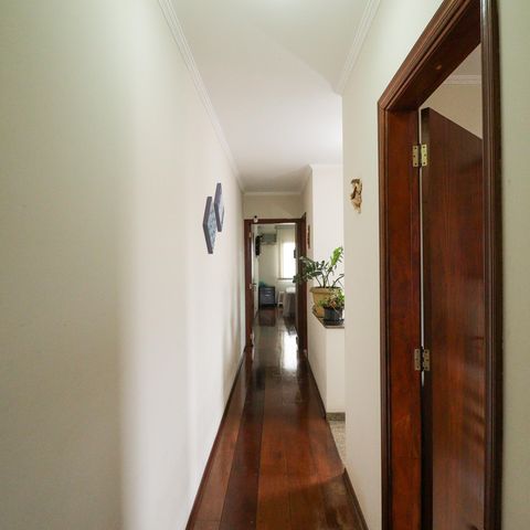 Apartamento à venda com 168m², 3 quartos e 3 vagasCorredor