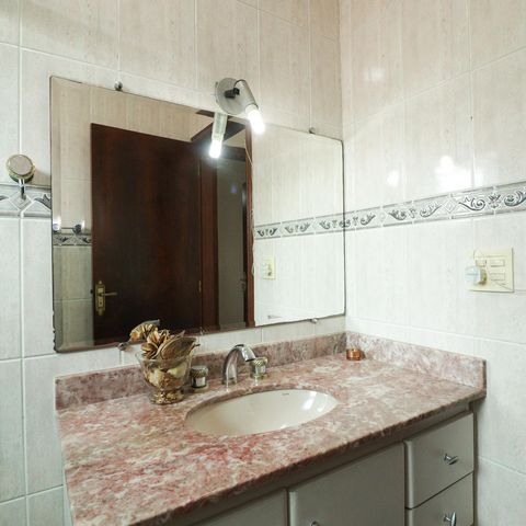 Apartamento à venda com 168m², 3 quartos e 3 vagasBanheiro Social