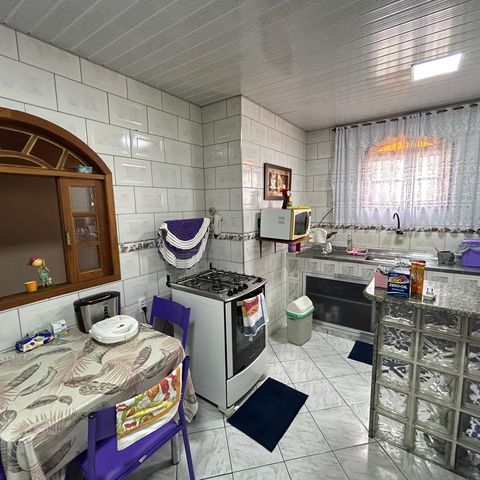 Casa à venda com 250m², 4 quartos e 5 vagasCozinha casa 2