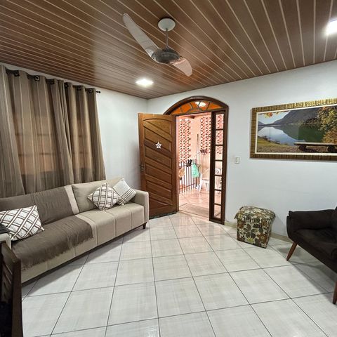 Casa à venda com 250m², 4 quartos e 5 vagasSala casa 2