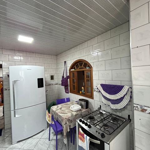 Casa à venda com 250m², 4 quartos e 5 vagasCozinha casa 2