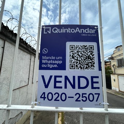 Casa à venda com 250m², 4 quartos e 5 vagasHXIY-546