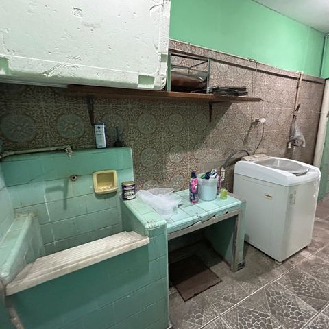 Casa à venda com 250m², 4 quartos e 5 vagasÁrea de Serviço