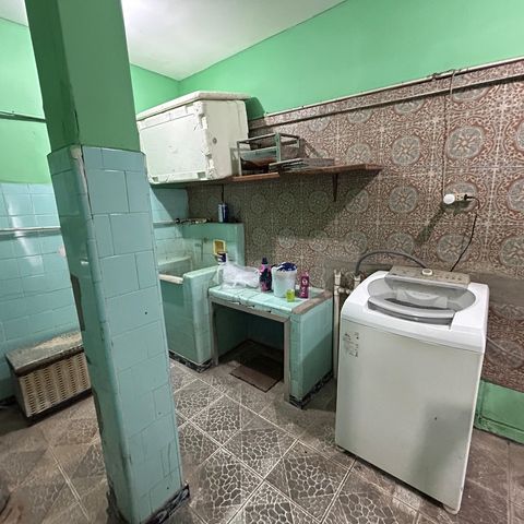 Casa à venda com 250m², 4 quartos e 5 vagasÁrea de Serviço