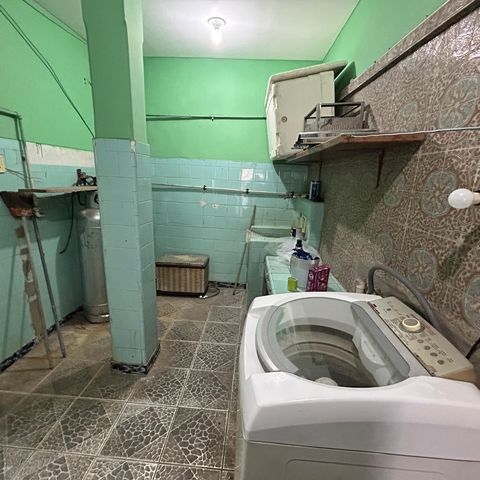 Casa à venda com 250m², 4 quartos e 5 vagasÁrea de Serviço