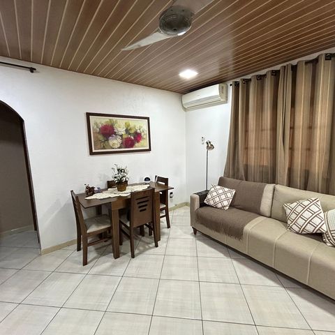Casa à venda com 250m², 4 quartos e 5 vagasSala casa 2