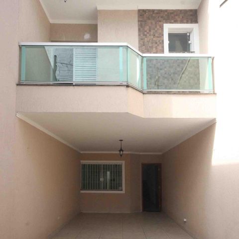 Casa à venda com 109m², 3 quartos e 2 vagas