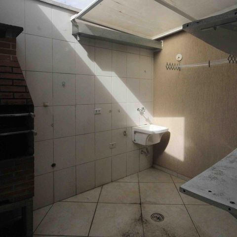 Casa à venda com 109m², 3 quartos e 2 vagas