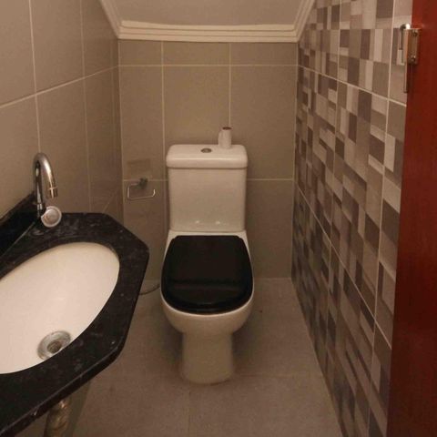 Casa à venda com 109m², 3 quartos e 2 vagas