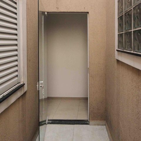 Casa à venda com 109m², 3 quartos e 2 vagas