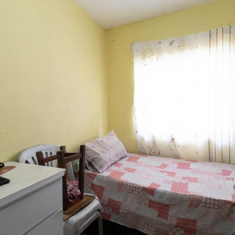Casa à venda com 80m², 4 quartos e 1 vagaQuarto 1