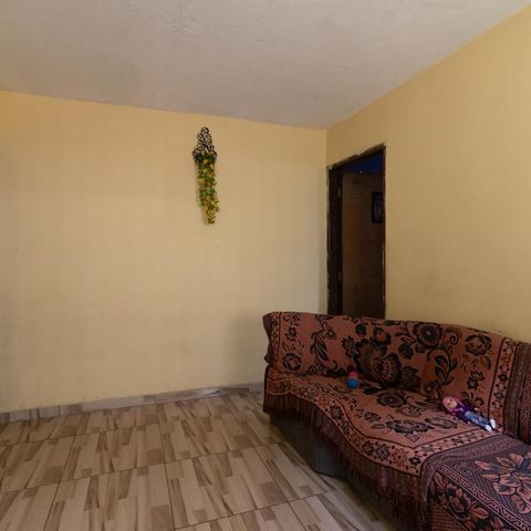 Casa à venda com 80m², 4 quartos e 1 vagaSala