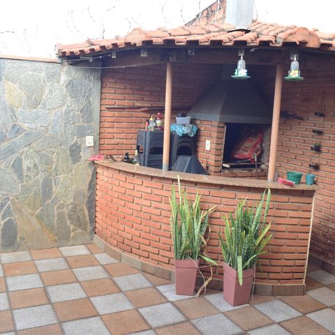 Casa para alugar com 250m², 3 quartos e 3 vagasChurrasqueira