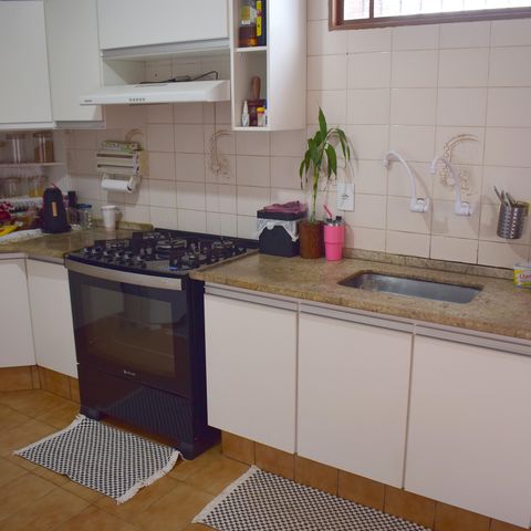Casa para alugar com 250m², 3 quartos e 3 vagasCozinha - Armários