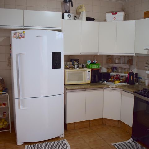 Casa para alugar com 250m², 3 quartos e 3 vagasCozinha - Armários