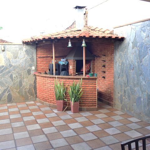 Casa para alugar com 250m², 3 quartos e 3 vagasQuintal