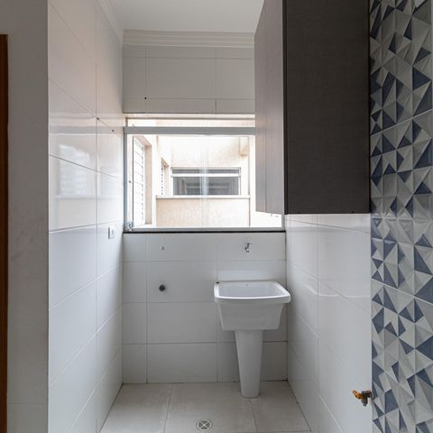 Apartamento para alugar com 43m², 2 quartos e 1 vaga Apartamento para alugar com 43m², 2 quartos e 1 vagaCozinha e Área de Serviço