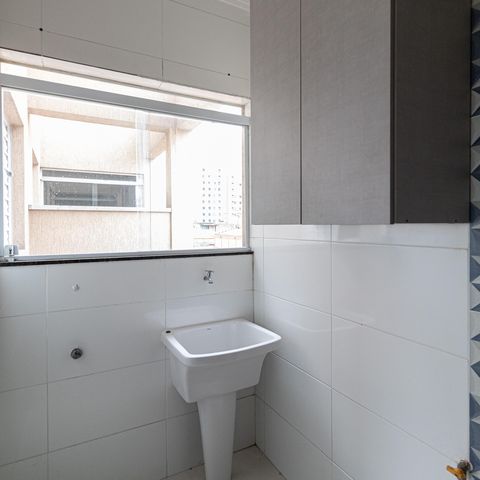 Apartamento para alugar com 43m², 2 quartos e 1 vaga Apartamento para alugar com 43m², 2 quartos e 1 vagaCozinha e Área de Serviço