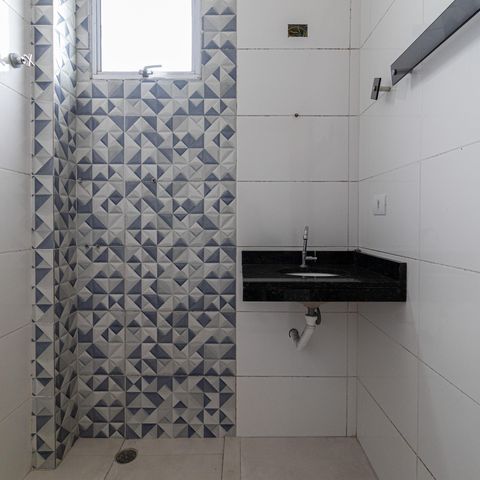 Apartamento para alugar com 43m², 2 quartos e 1 vaga Apartamento para alugar com 43m², 2 quartos e 1 vagaBanheiro