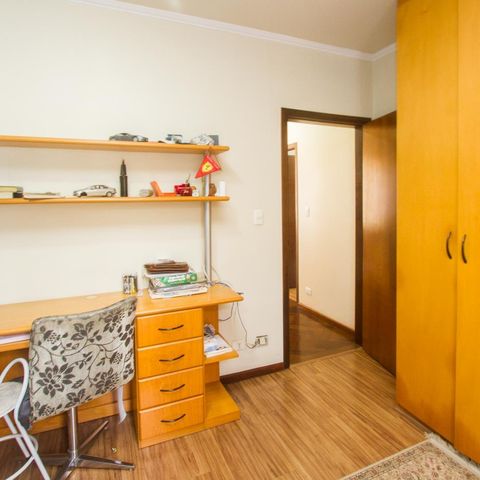 Casa à venda com 383m², 4 quartos e 3 vagas
