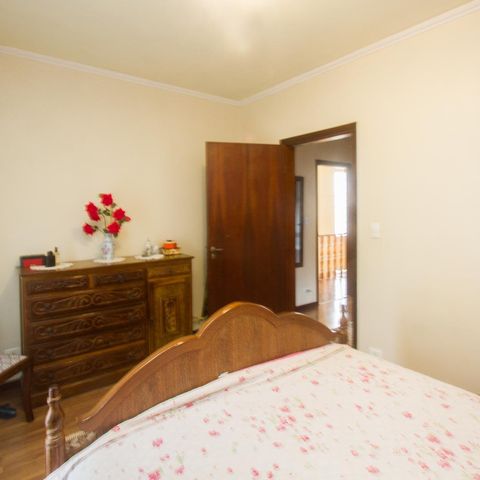 Casa à venda com 383m², 4 quartos e 3 vagas